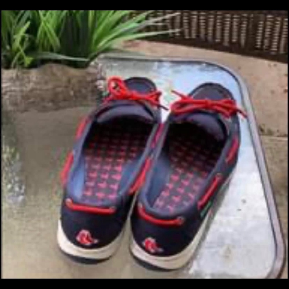 Red Sox Eastland boat shoes women size 9